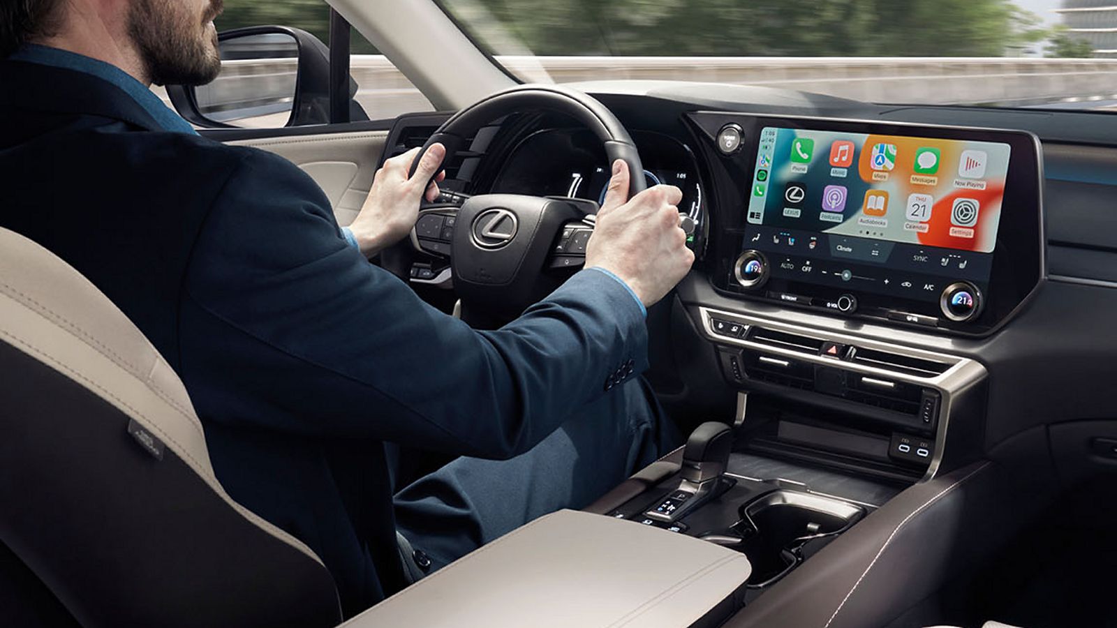 Lexus RX interior