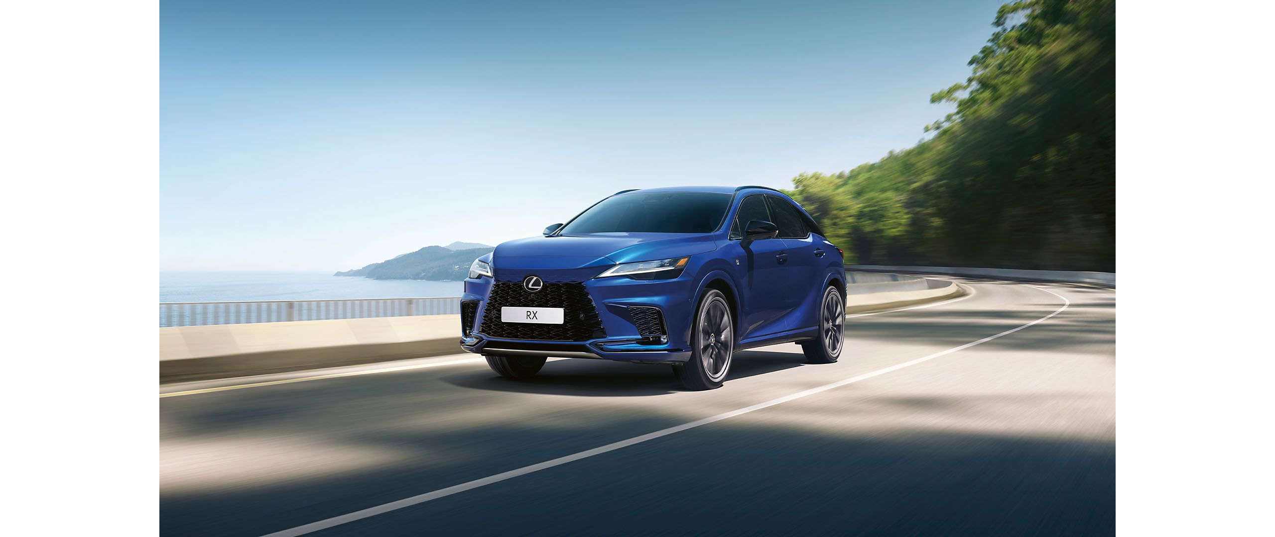 Lexus RX подключаемый гибрид