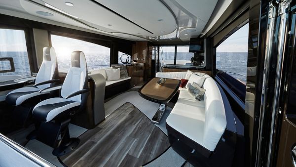 Intérieur du yacht LY680 Lexus