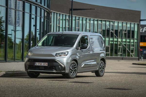 Toyota åbner for attraktiv erhvervsleasing af varebiler