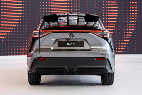 Toyota C-HR+ vises frem på Kenshiki foum