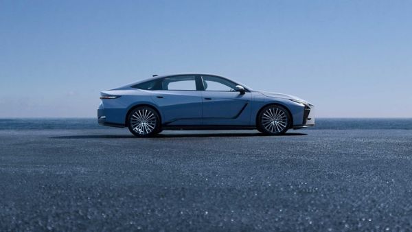 All-New Lexus ES
