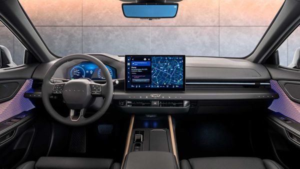 Front interior of an all-New Lexus ES cabin