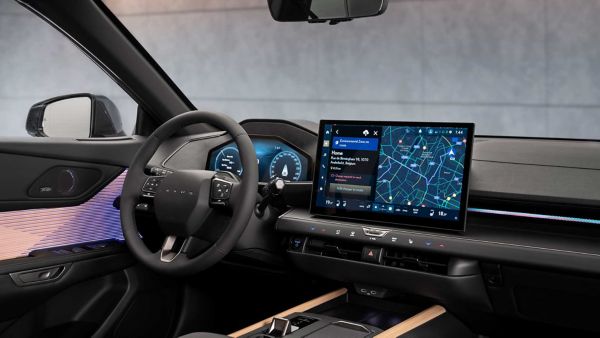 The all-new Lexus ES's drivers cockpit