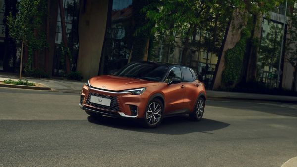 SELF-CHARGING HYBRID