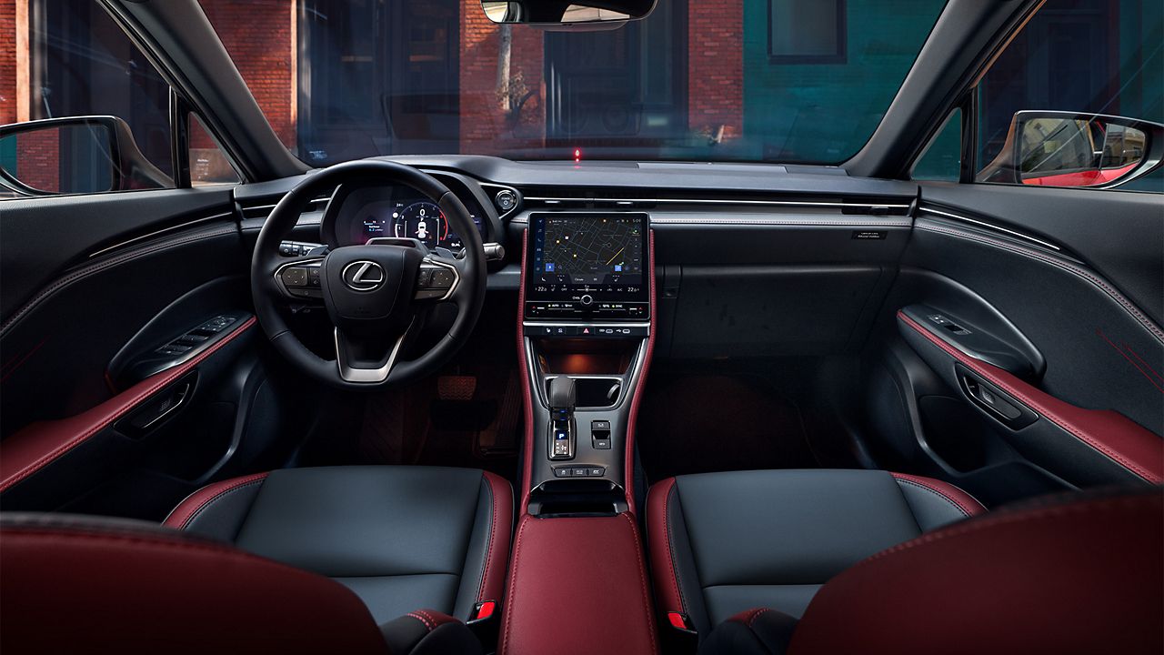 2025-lexus-lbx-vibrant-edition-gallery-09-1920x1080-00-1