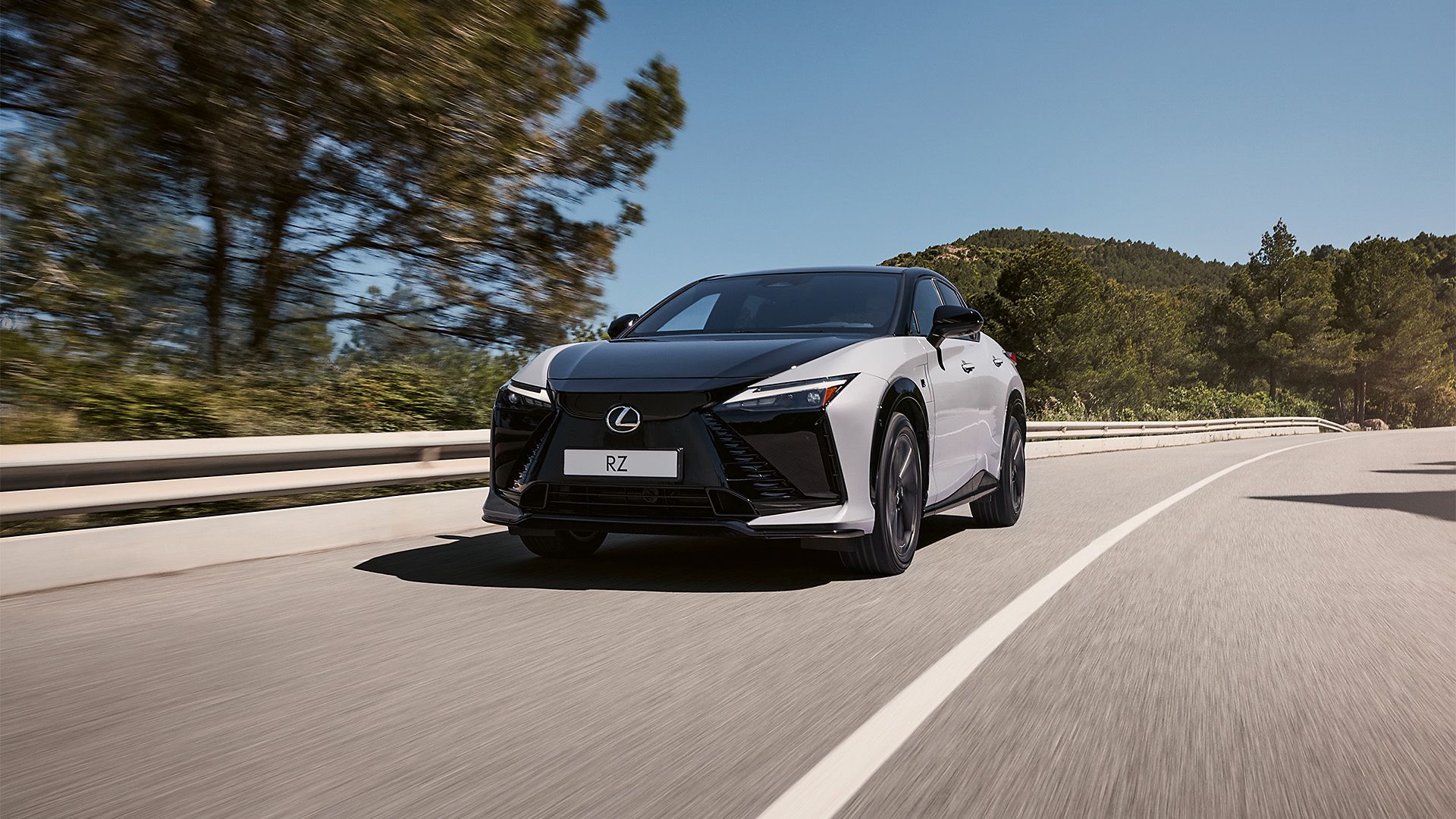 Lexus RZ