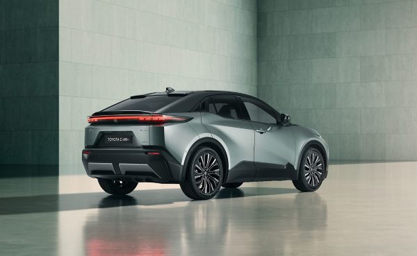 ny toyota c-hr+