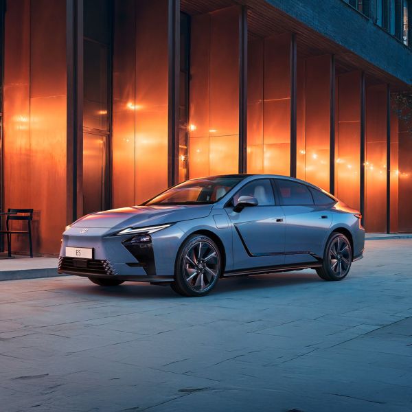 Oferta Lexus ES para particulares | Lexus España