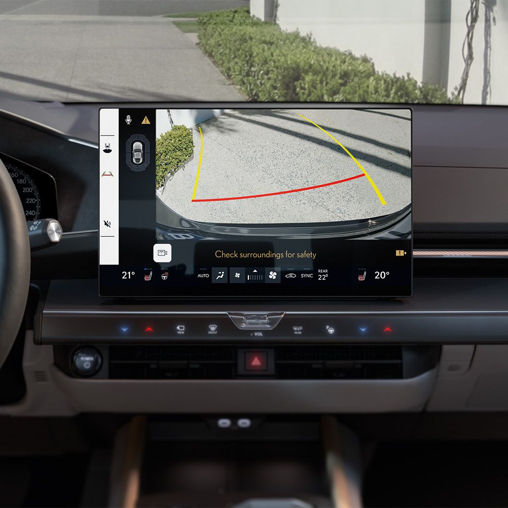 Parking assist funcionality shown on the multimedia screen in a Lexus vehicle