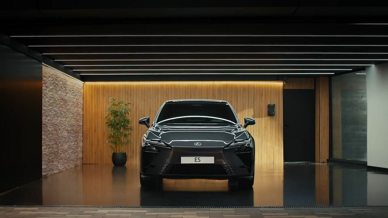 Noul Lexus ES | Lexus Romania
