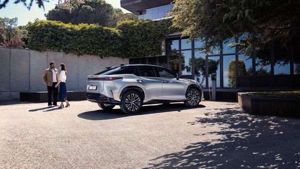 Nos solution de financement : location | Lexus France