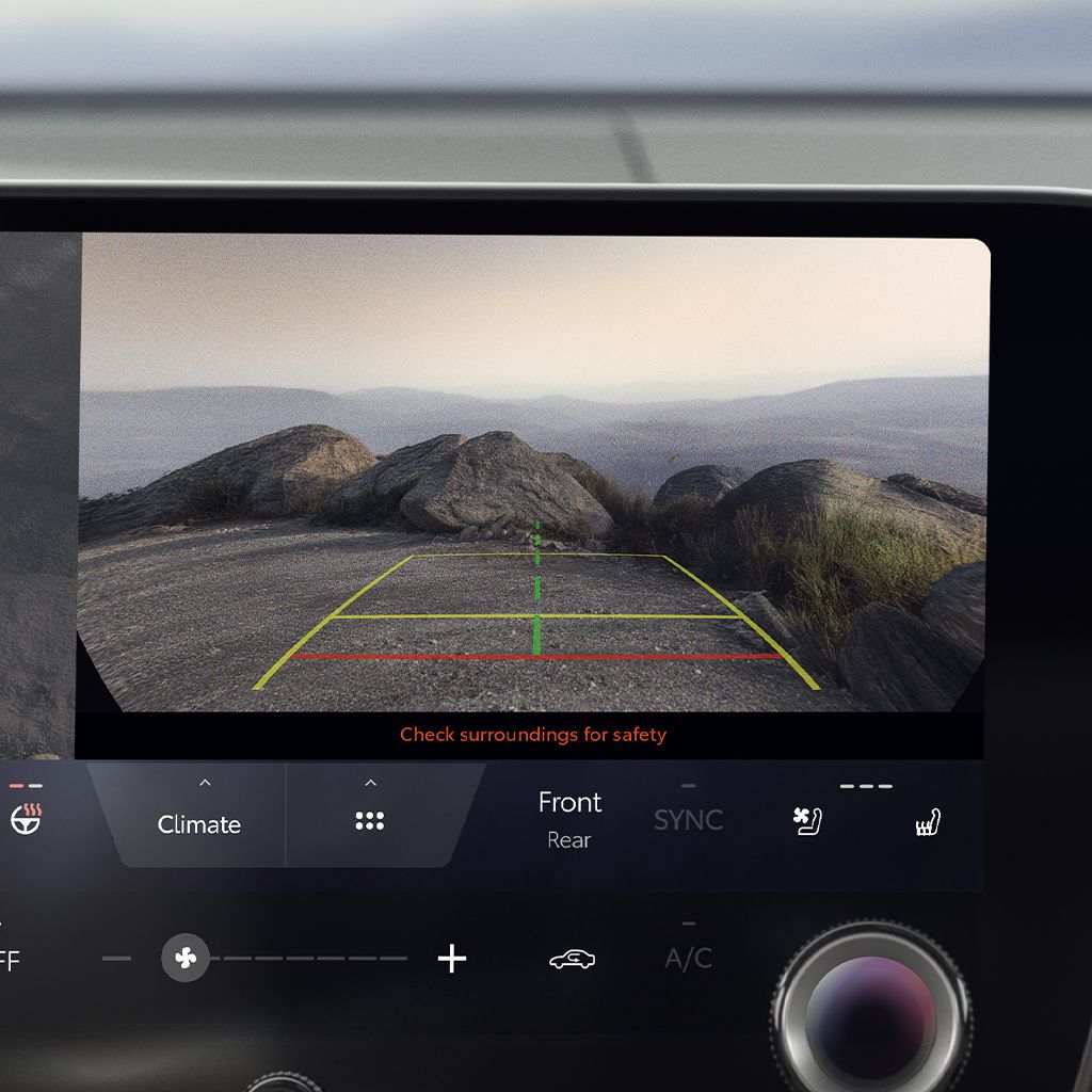 Digital Panoramic View Monitor vist på en Lexus multimedietouchskærm