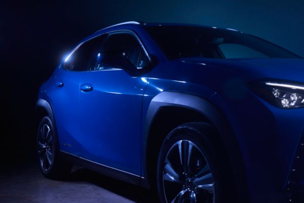 Lexus UX 300e