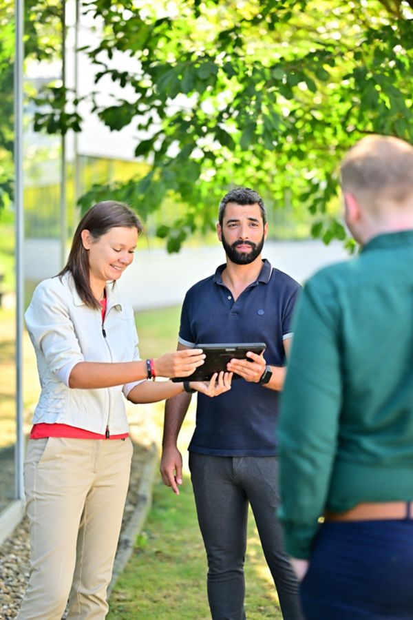 People with tablet