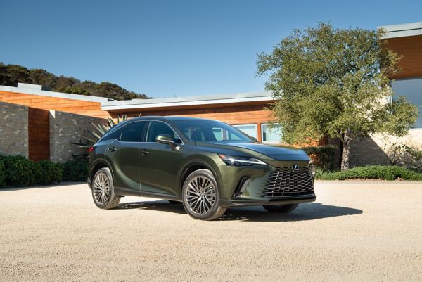 23RX_350hAWD_NORIGREEN_PEPPERCORN_LUXURY_HV1645