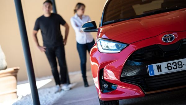 Toyota Yaris front view