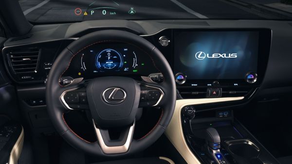 ZBRUSU NOVÝ LEXUS NX ODHALEN