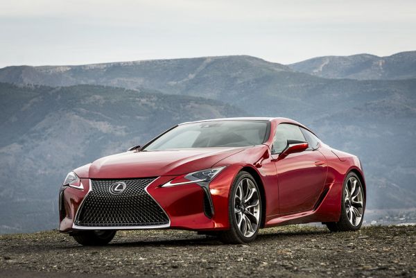 Lexus LC (2016)