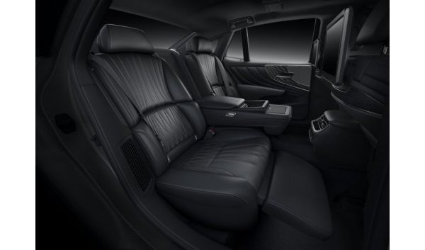 Lexus LS 500