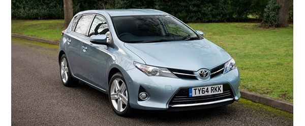 Anden generation Auris 