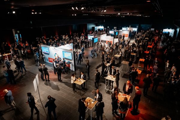 Executives’ insights and supplier awards