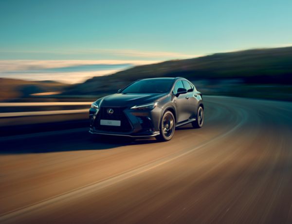 Lexus NX CO2 emission graph 