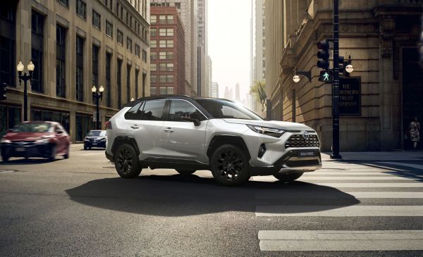 Toyota RAV4: povestea celor 6 generatii si a evolutiei lor