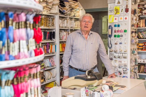 Adrie Willemse, winkel