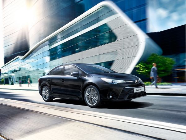 Toyota Avensis begagnad