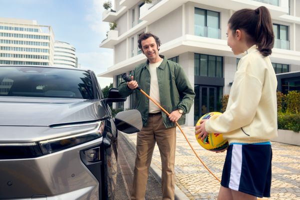 Visuel d'un véhicule Toyota RAV4 Hybride Rechargeable