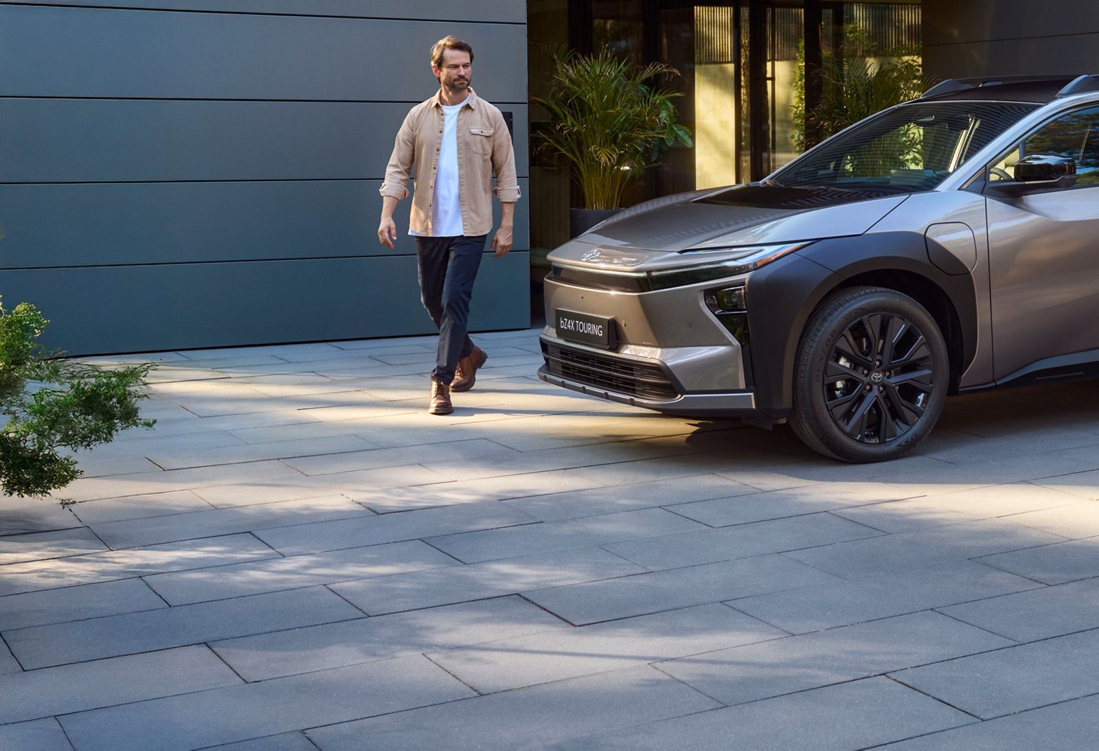 De bZ4X klaar voor vertrek