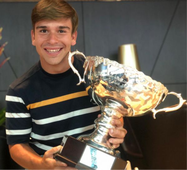 Martín empezó a ganar trofeos muy joven