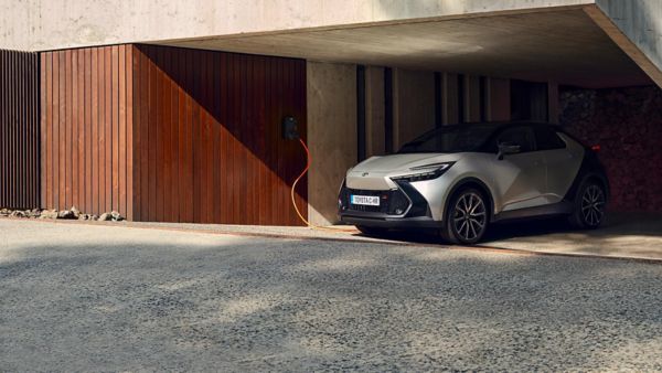 Toyota C-HR enchufable
