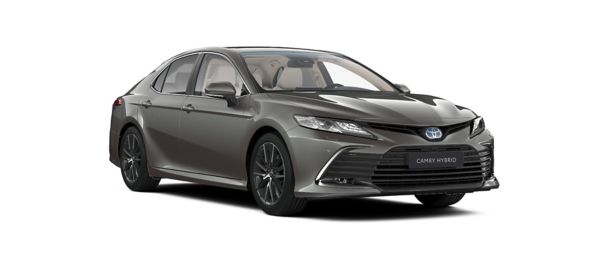 Gri Toyota Camry Hybrid ön ve yan görünüşü