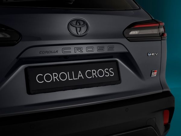 Gif showing the rear light bar, embossed logo and front sleek headlamps of the new Corolla Cross