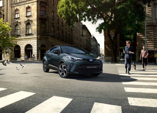 Toyota C-HR μεταχειρισμένα