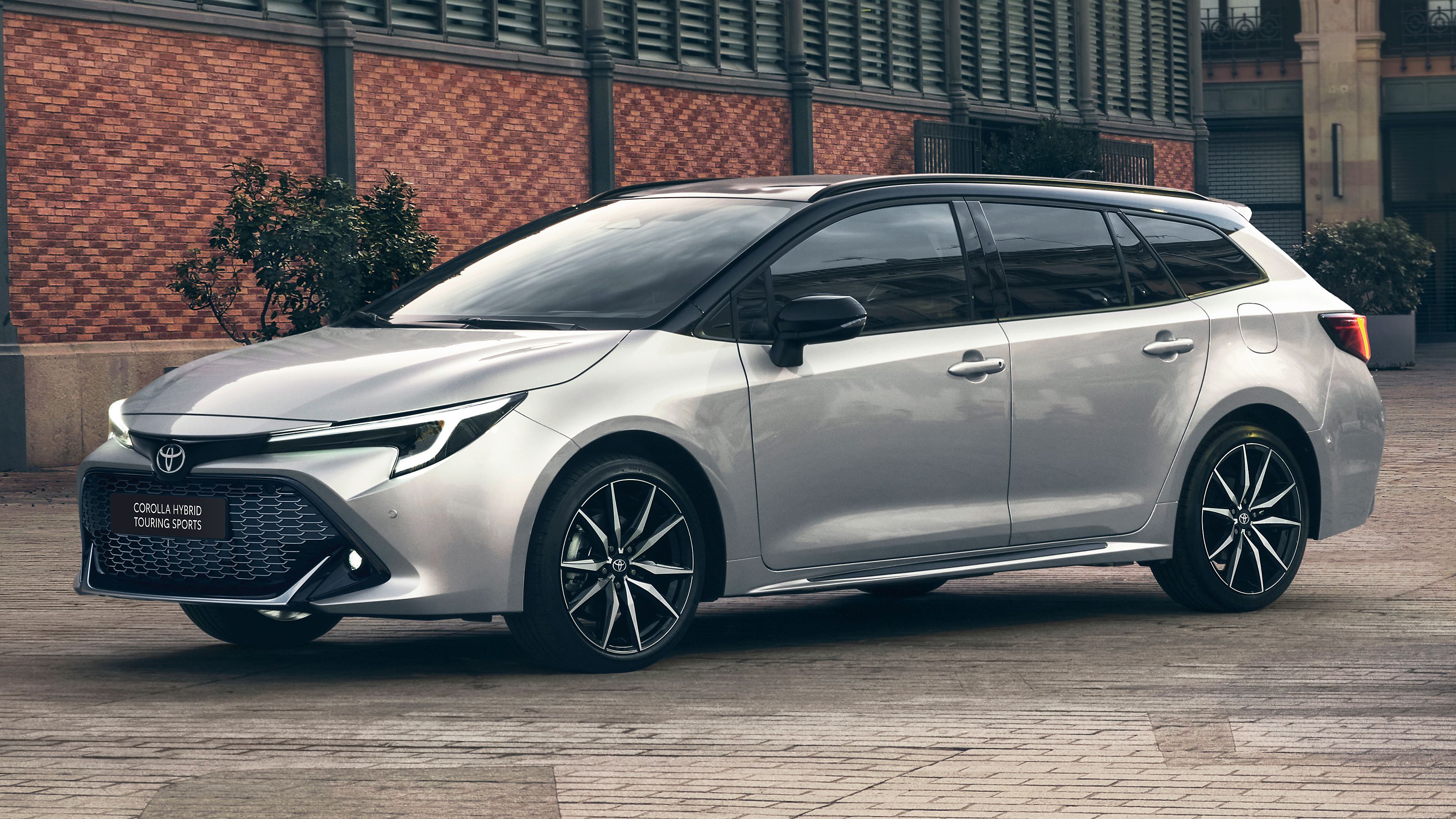 Toyota Crolla Touring Sports