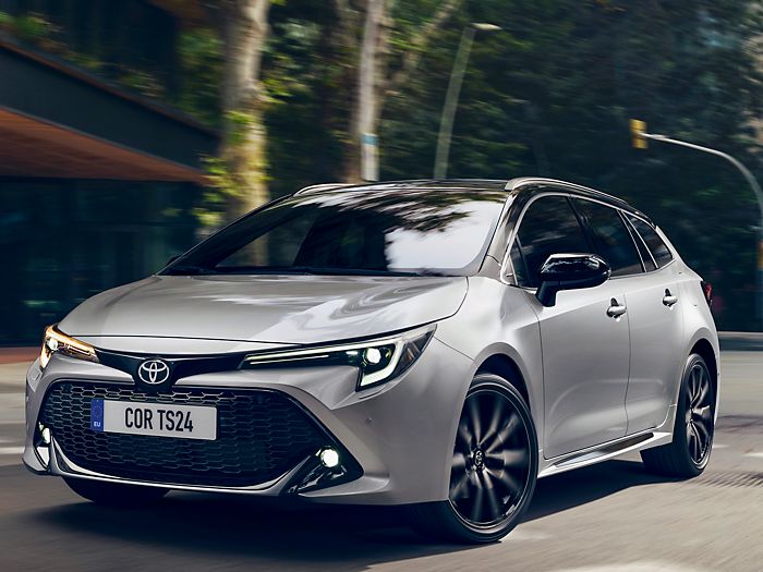 Toyota Corolla Touring Sports. Intelligently electrified