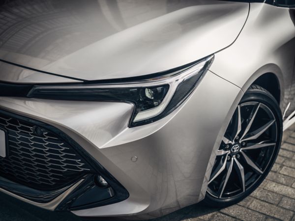 Phares bi-LED Toyota Corolla Touring Sports