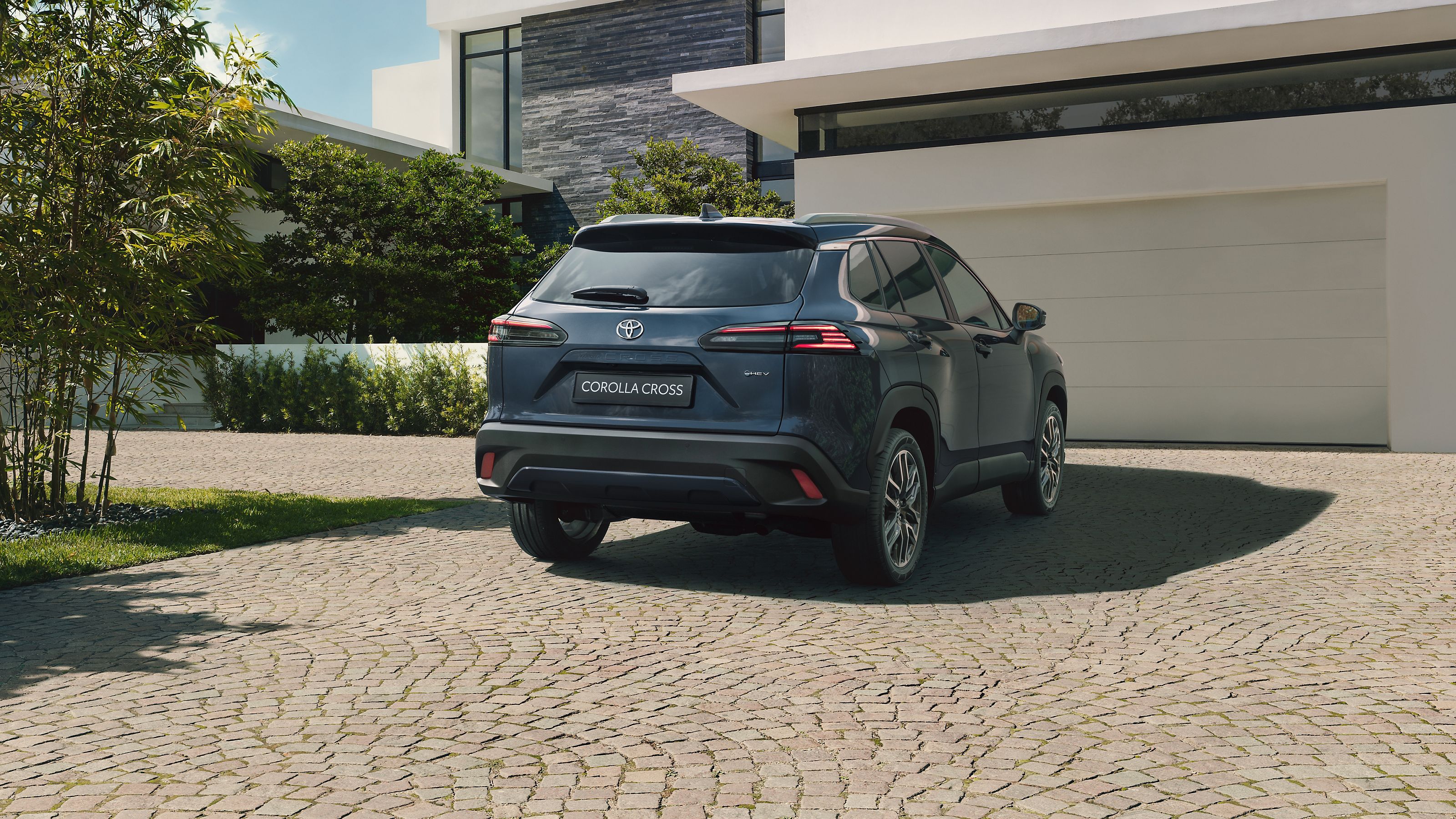 Toyota Corolla Cross vue arrière extérieure