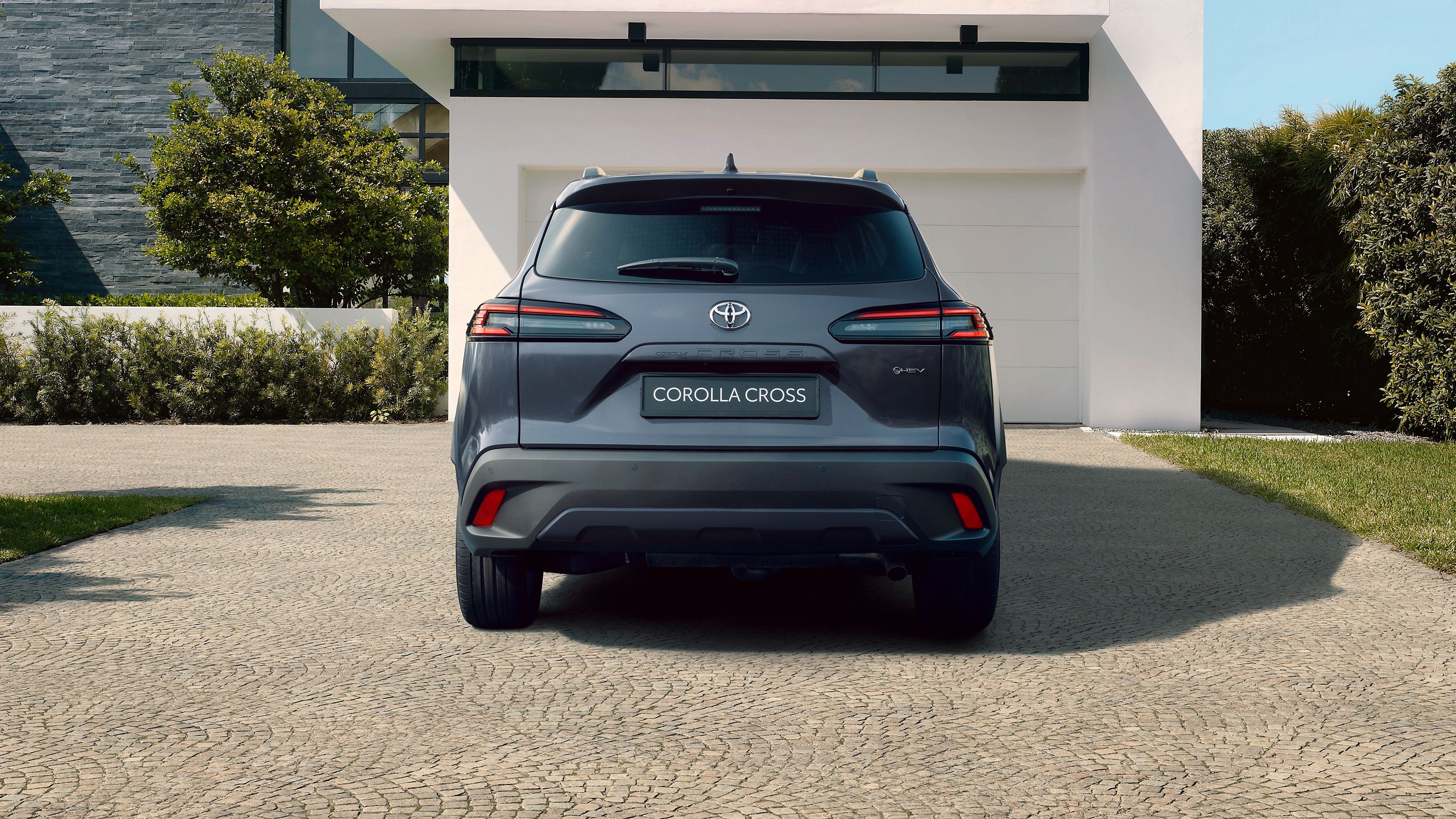 Toyota Corolla Cross vue arrière coffre fermer