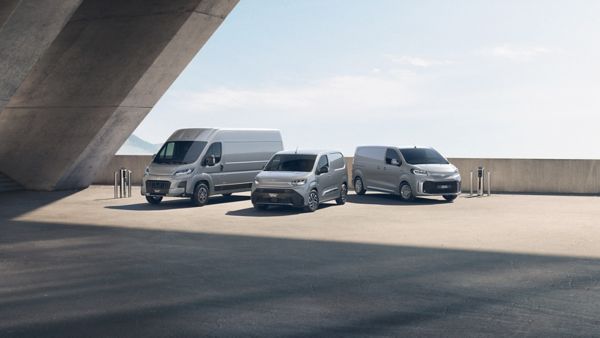 Renting de furgonetas eléctricas Toyota para empresas
