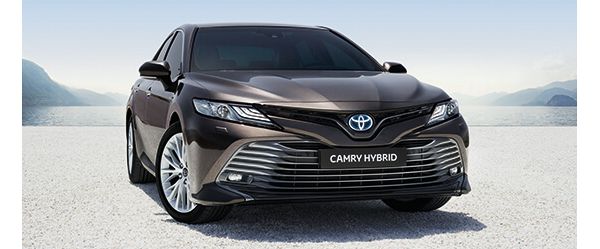 Camry Hybrid, imagen de empresa elegante y sofisticada