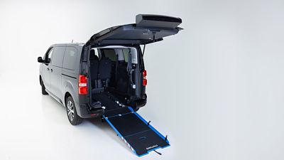 Lateral Proace adaptada para discapacitados