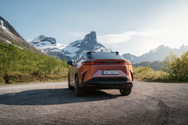 Lexus RZ | Lexus Norge