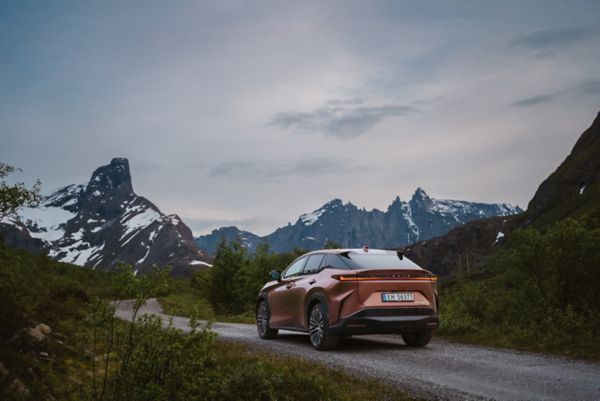 Lexus RZ | Lexus Norge