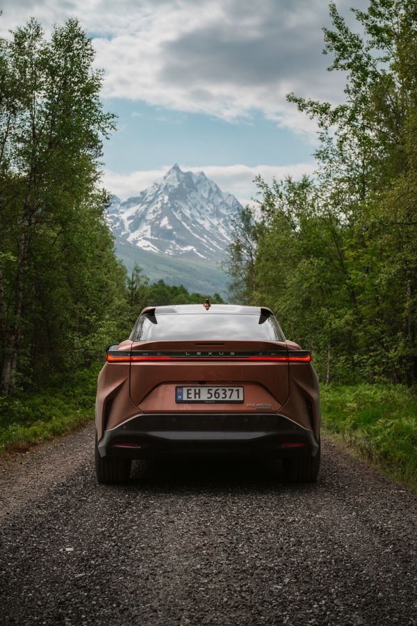 Lexus RZ | Lexus Norge