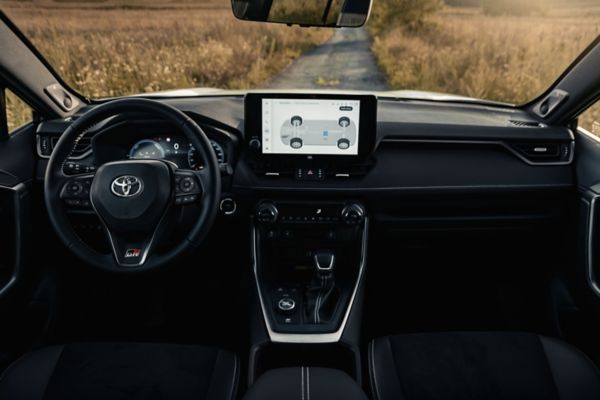 RAV4 Interior image2