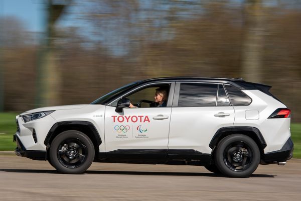 Esther-Vergeer-rijdend-toyota